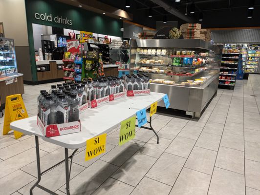 7-Eleven by null