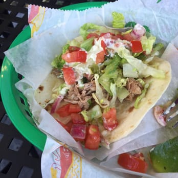 Pecado Bueno - More lettuce than chicken. My slow cooker makes better chicken for tacos. And slow cookers suck in general. - Mexican Near Me - Seattle, Washington