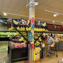 They hang their bananas so they last longer!!! What a great idea. They hang their bananas so they last longer!!! What a great idea.