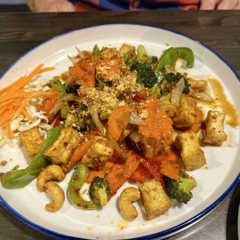 Nomi Thai Ramen - Cashew Nut w/Tofu - Sushi Bars Near Me - Denver, Colorado Nomi Thai Ramen - Cashew Nut w/Tofu - Sushi Bars Near Me - Denver, Colorado