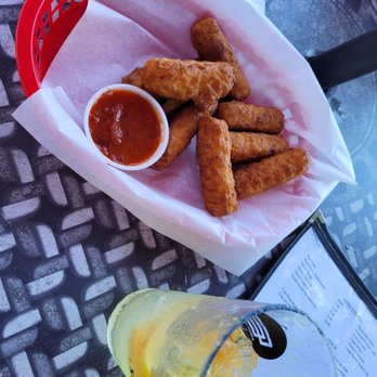 Geoduck Restauraunt & Lounge - Mozzarella Sticks - American Near Me - Brinnon, Washington Geoduck Restauraunt & Lounge - Mozzarella Sticks - American Near Me - Brinnon, Washington