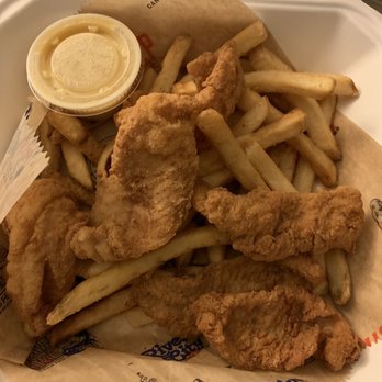 Bubba's Fish Shack - Grouper Finger Basket - Seafood Near Me - Surfside Beach, South Carolina