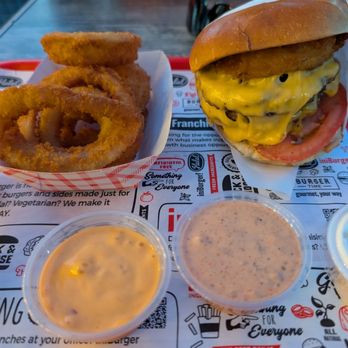 iniBurger - The biggie double burger and Onion rings - Burgers Near Me - Campbell, California iniBurger - The biggie double burger and Onion rings - Burgers Near Me - Campbell, California