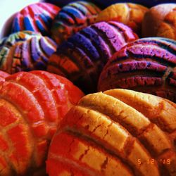 Panaderia Alicia - Special order: rainbow tie-dye conchitas