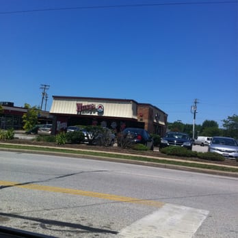 Wendy's - a view of the outside of a restaurant - Burgers Near Me - North Olmsted, Ohio Wendy's - a view of the outside of a restaurant - Burgers Near Me - North Olmsted, Ohio