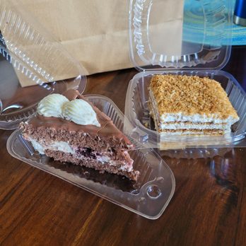 Just Right Cake - Desserts Near Me - Wausau, Wisconsin