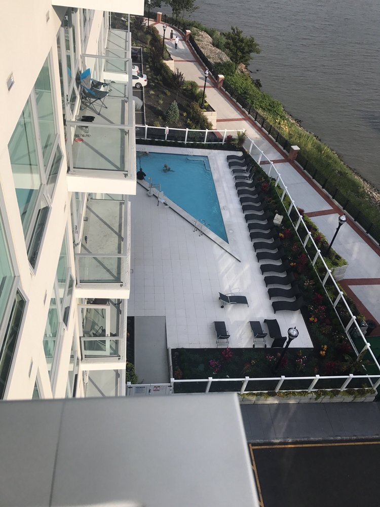 THE OYSTER AT EDGEWATER HARBOR Updated September 2024 15 Somerset