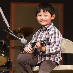 4/4 School of Music - Ukulele Smile