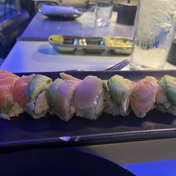 Glass Box - Rainbow Roll - Seafood Near Me - San Diego, California
