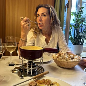 Restaurant Elsbethenstübli - Fondi was delicious, when serving serves four people - Swiss Food Near Me - Basel, BS Restaurant Elsbethenstübli - Fondi was delicious, when serving serves four people - Swiss Food Near Me - Basel, BS