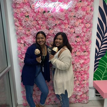 Thrills Soft Serve - Ice Cream & Frozen Yogurt Near Me - Honolulu, Hawaii