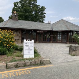 Exterior outside entrance of Palisades Interstate Park State Line Lookout - Cafe - Alpine, New Jersey Exterior outside entrance of Palisades Interstate Park State Line Lookout - Cafe - Alpine, New Jersey