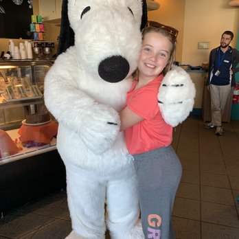 Castaway Bay Resort - Snoopy greeted us for breakfast! - Resorts Near Me - Sandusky, Ohio