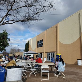 Nor Cal Reptile Expo - Outside/ tables & seating - Reptile Shops Near Me - Pleasanton, California Nor Cal Reptile Expo - Outside/ tables & seating - Reptile Shops Near Me - Pleasanton, California