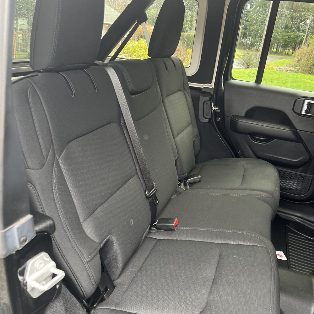 Top Stitch - Old cloth seats - Auto Upholstery Near Me - Stayton, Oregon Top Stitch - Old cloth seats - Auto Upholstery Near Me - Stayton, Oregon