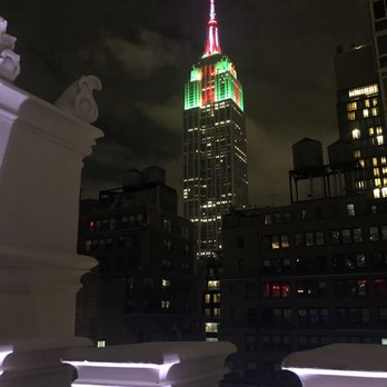 Refinery Rooftop - Lounges Near Me - New York, New York