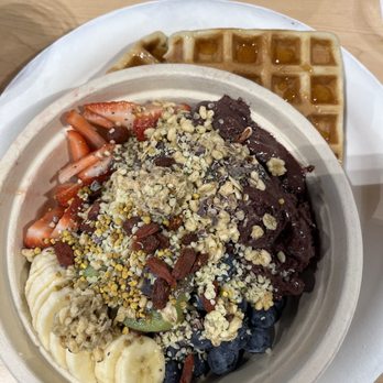 Waffle and Berry - Açaí bowl with strawberries, blueberries, bananas and assortment of toppings! Yummy - Waffles Near Me - Honolulu, Hawaii Waffle and Berry - Açaí bowl with strawberries, blueberries, bananas and assortment of toppings! Yummy - Waffles Near Me - Honolulu, Hawaii