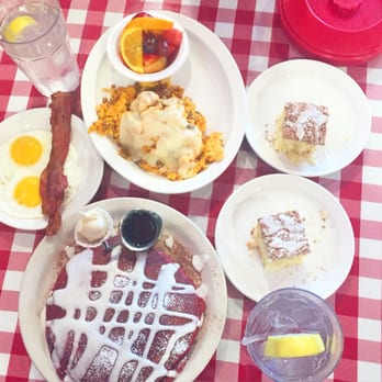 Mo's Egg House - Red velvet pancakes and chorizo - Breakfast & Brunch Near Me - Temecula, California Mo's Egg House - Red velvet pancakes and chorizo - Breakfast & Brunch Near Me - Temecula, California