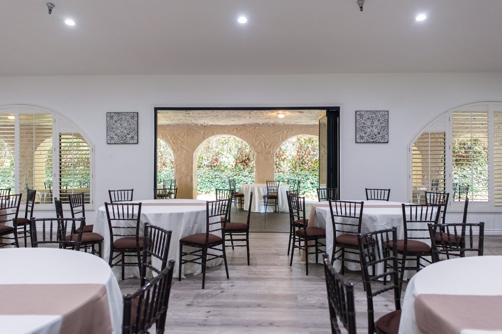 EL CAJON MORTUARY AND CREMATION SERVICE Updated October 2024 25 Photos & 25 Reviews 684 S