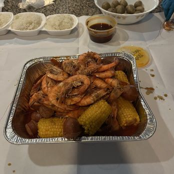 The Crawfish - Cajun/Creole Near Me - Sylmar, California