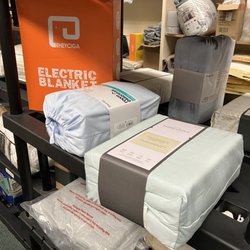 J & R Liquidations General Merchandise - Bedding