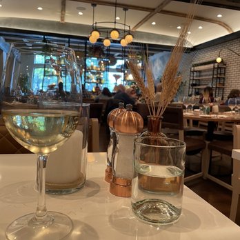 Agricola - Decor - New American Near Me - Morristown, New Jersey