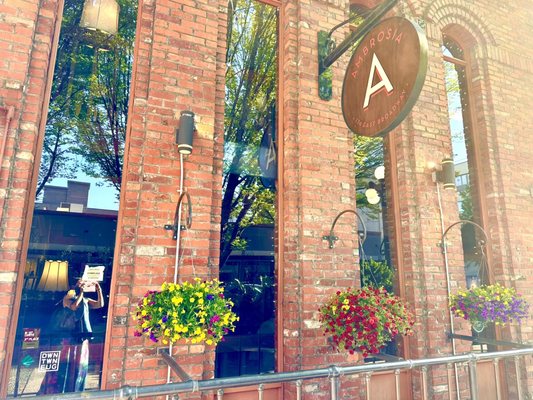 Ambrosia Restaurant & Bar by null