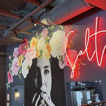 Salt - Inside - Breakfast & Brunch Near Me - Lincoln City, Oregon