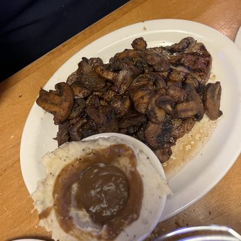 Texas Roadhouse - Steakhouses Near Me - Amarillo, Texas Texas Roadhouse - Steakhouses Near Me - Amarillo, Texas