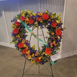 Sabrinas Flowers & Gifts - Lo e it!