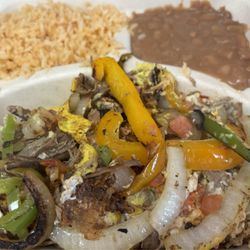 MACHACA plate with rice and refried beans