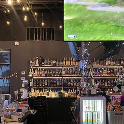 The Industry Pub - Bar