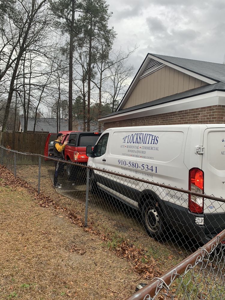A LOCKSMITHS Updated March 2024 Fayetteville, North Carolina Keys