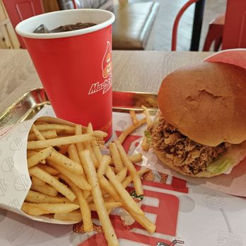 Macho Burger - Fast Food Near Me - Monterey Park, California