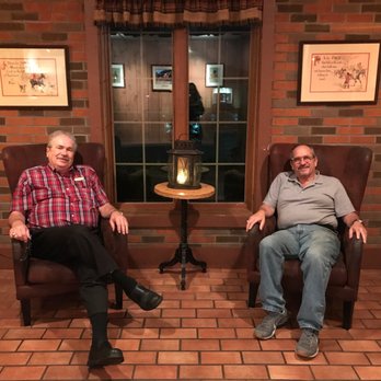 Country House - Geneva - Howard and Shift Manager, Dave - American Near Me - Geneva, Illinois Country House - Geneva - Howard and Shift Manager, Dave - American Near Me - Geneva, Illinois