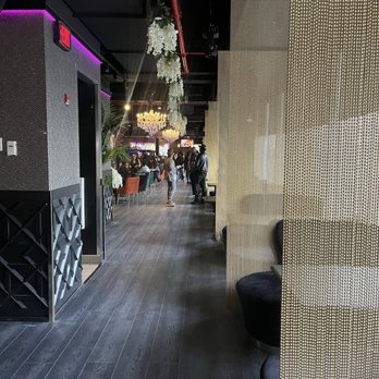 Native Harlem - Seating area near entrance - African Near Me - New York, New York Native Harlem - Seating area near entrance - African Near Me - New York, New York