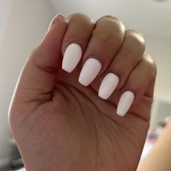 Ivy Nails - Nails