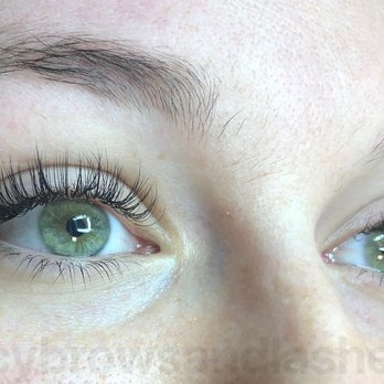 Lucy Brows and Lashes - 2D Eyelash Extension - Eyebrow Services Near Me - Gatineau, Quebec Lucy Brows and Lashes - 2D Eyelash Extension - Eyebrow Services Near Me - Gatineau, Quebec