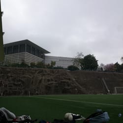 石硤尾公園體育館