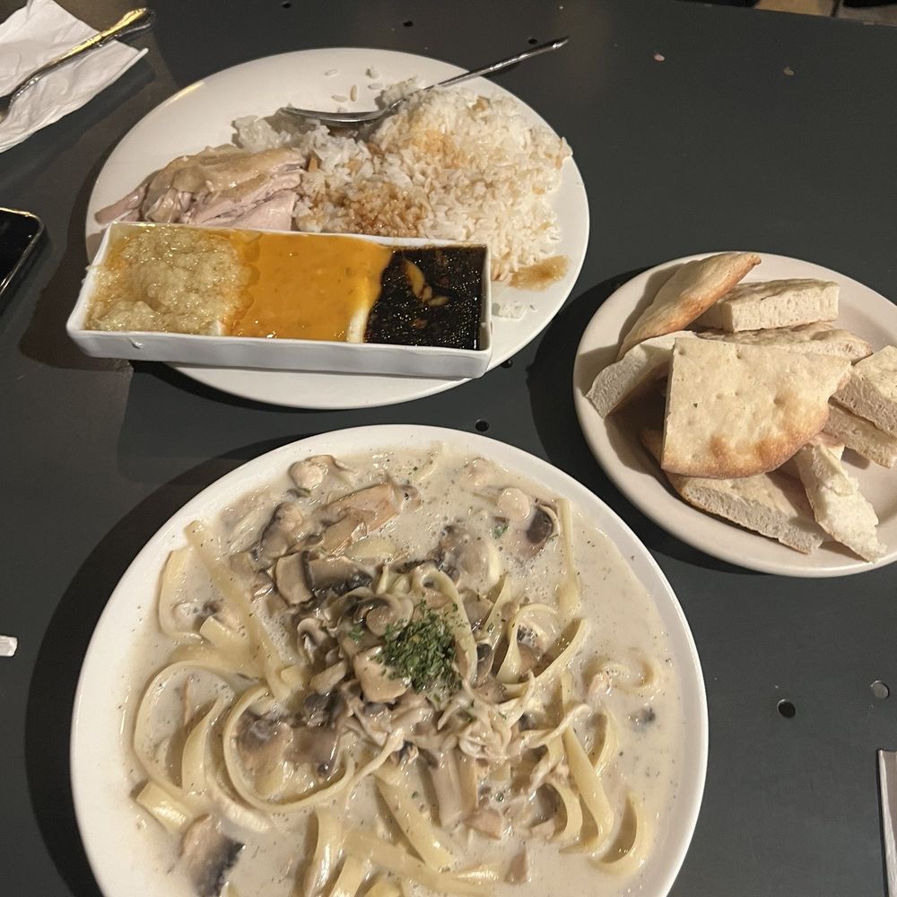 Savoy Kitchen - Creamy mushroom pasta, pizza bread, Hainan chicken rice - Asian Fusion Near Me - Alhambra, California