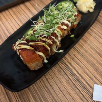 BluFish Sushi - Crispy Rice Spicy Tuna - Japanese Near Me - Glenview, Illinois