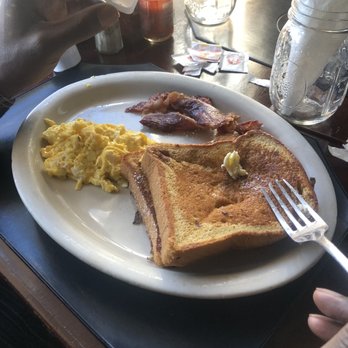 4 Brothers Breakfast - French Toast Platter - Southern Near Me - Warren, New Jersey 4 Brothers Breakfast - French Toast Platter - Southern Near Me - Warren, New Jersey