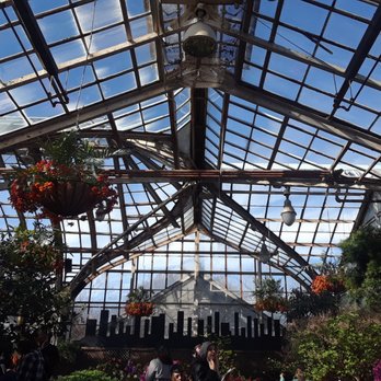 Lincoln Park Conservatory - Parks Near Me - Chicago, Illinois