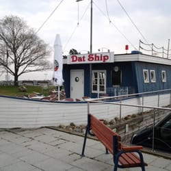 Dat Ship