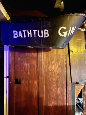 The Apothecary Bar at Maxwell by null