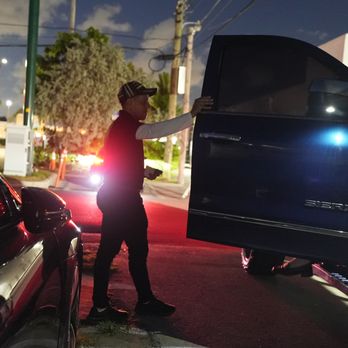 AV Valet Parking - Valet Services Near Me - Miami, Florida AV Valet Parking - Valet Services Near Me - Miami, Florida
