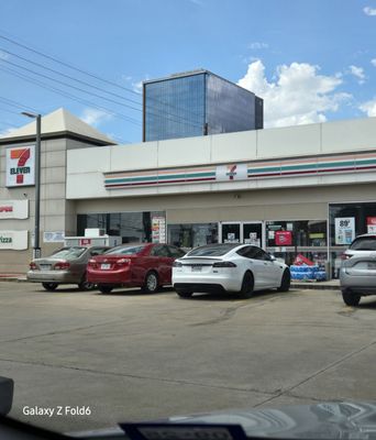 7-Eleven