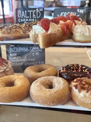 Dutch Monkey Doughnuts by null