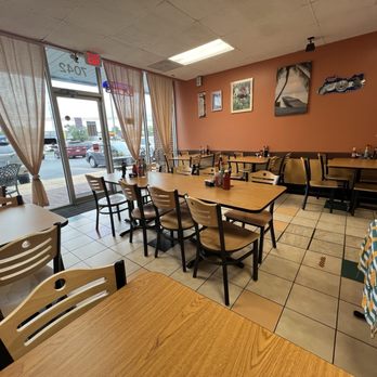 Pupusas Express - Dining room - Mexican Near Me - Annandale, Virginia Pupusas Express - Dining room - Mexican Near Me - Annandale, Virginia