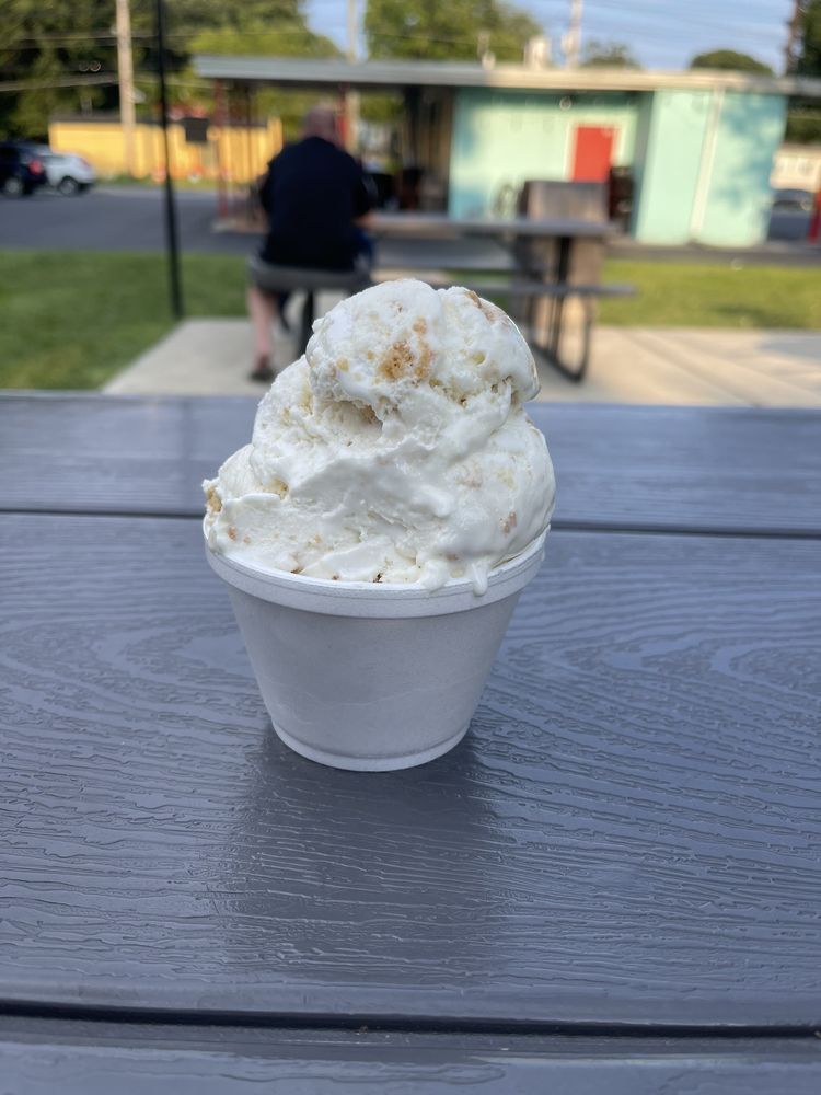 HILLTOP CREAMERY Updated March 2024 91 Photos & 30 Reviews 1540 N